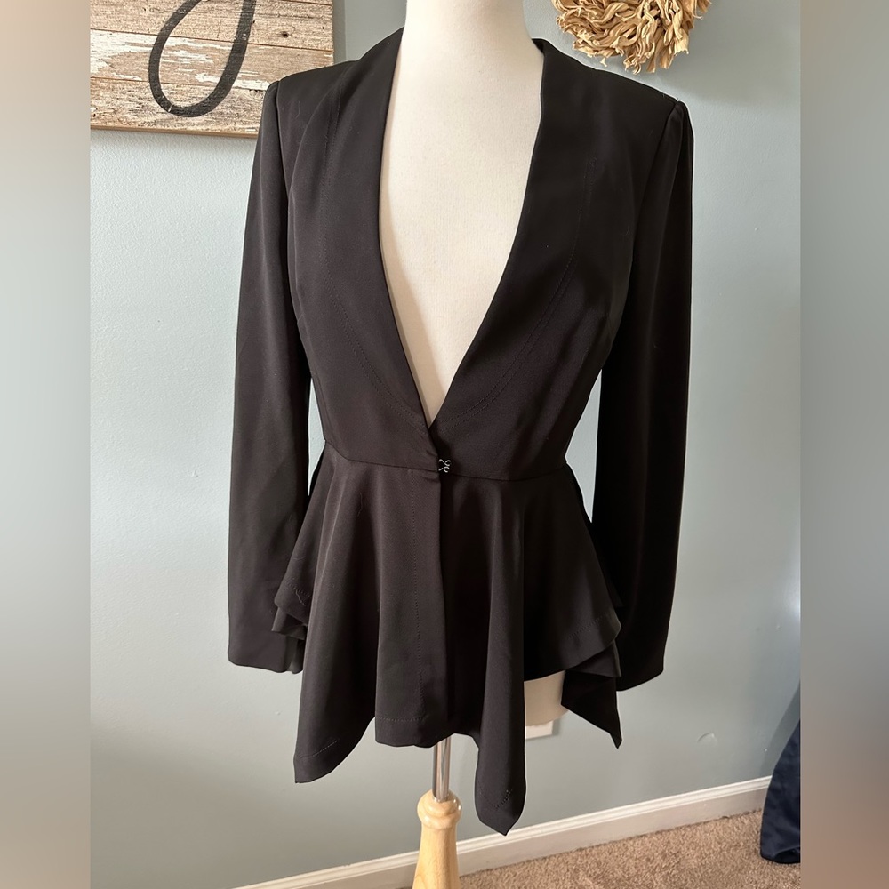 Bebe blazer size 8